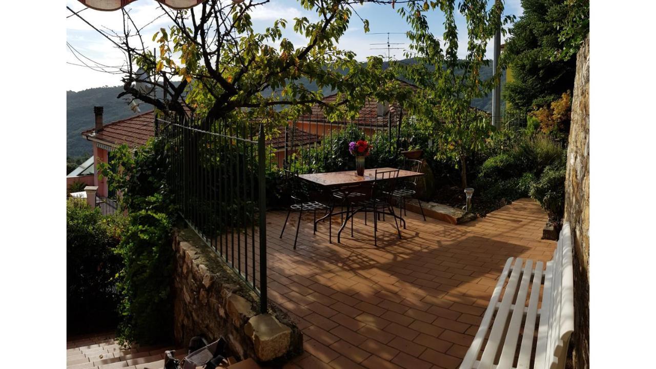 Вилла Casa Dalia Pietrabruna Экстерьер фото